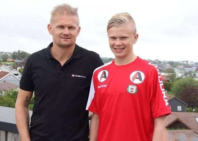 鲁媒：相比外教，韩鹏最大优势是对泰山的信仰以及积累的威望（鲁媒：韩鹏相较外教的核心优势是对泰山的信念与多年沉淀的威望）