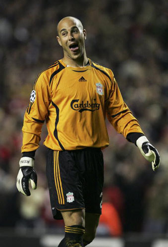 这脚抽射太干脆了（这一脚抽射干净利落）