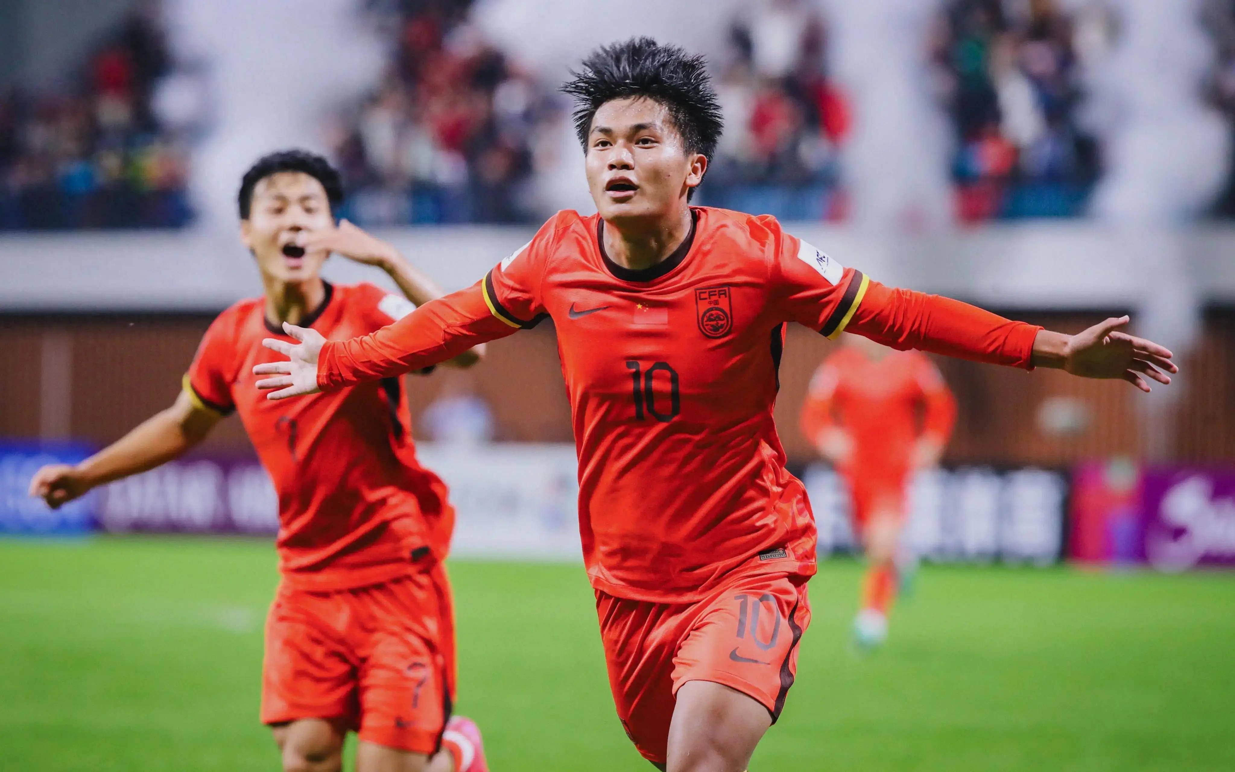 高开低走！利物浦近9轮仅取7分，与赛季初对比明显（强势开局难延续！利物浦近9轮仅得7分，与赛季初形成鲜明反差）