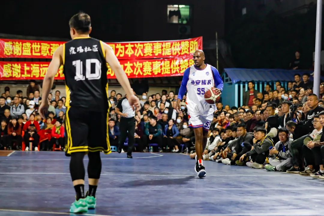 进球制胜！官方：南野拓实当选摩纳哥1-0巴黎最佳球员（南野拓实凭制胜球当选摩纳哥1-0巴黎全场最佳）