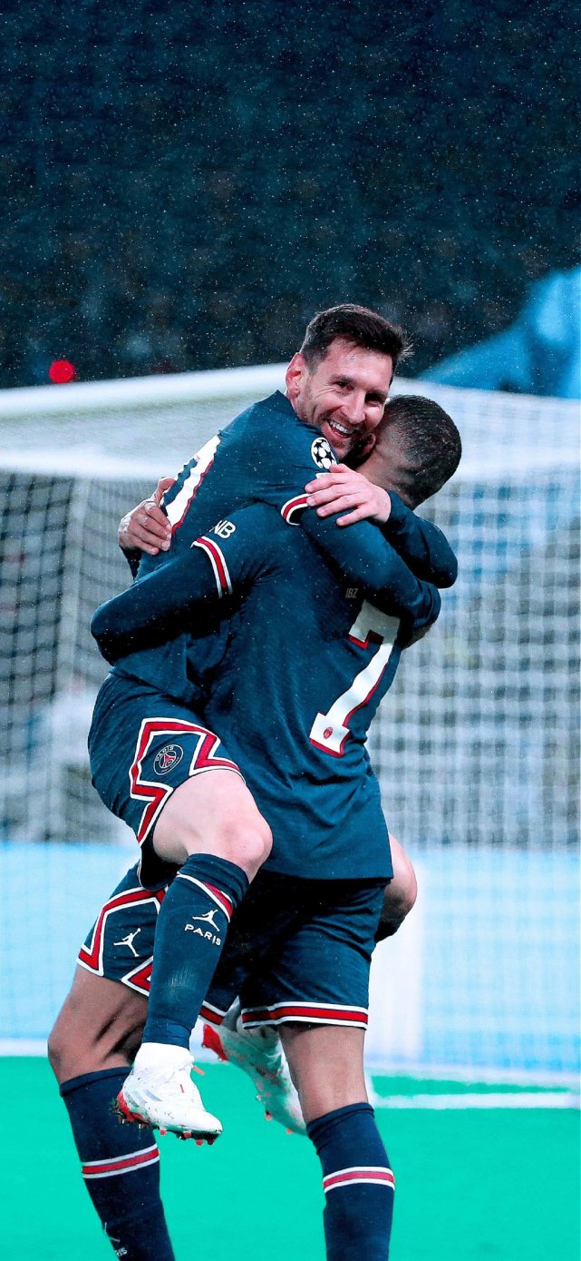 武里南联后卫谈踢海港：我们会尽最大努力，在比赛中拿下3分（武里南联后卫展望战海港：全力以赴，目标三分）