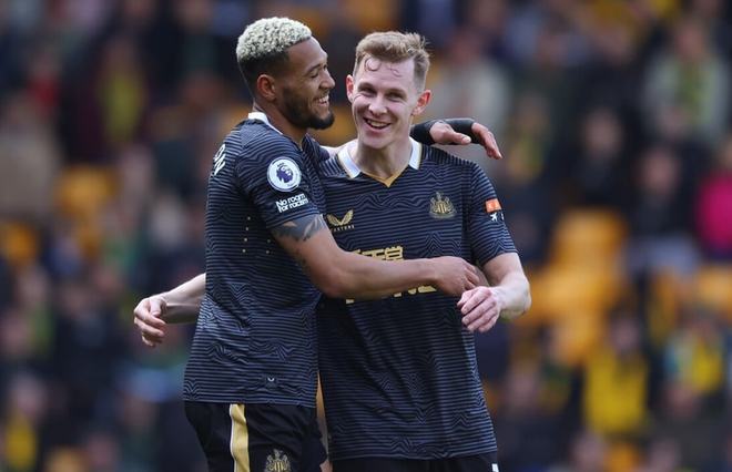 【壁纸】——C罗在皇马（皇马时期C罗壁纸）