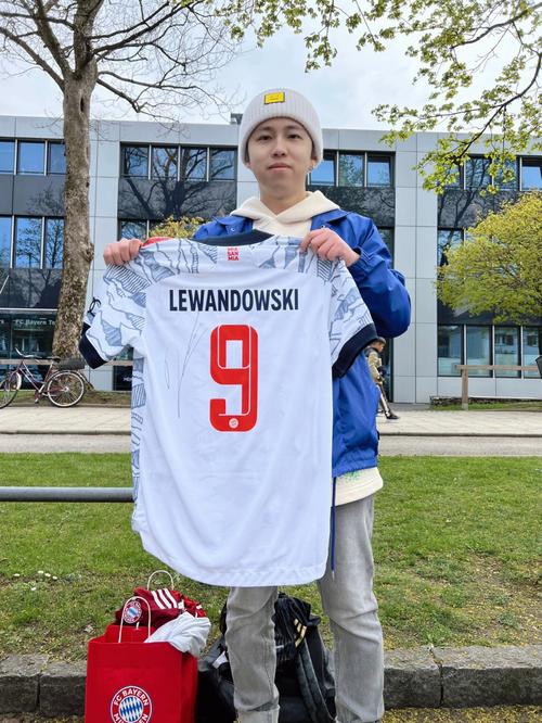 篮球NBA官方公布全明星投票结果（NBA官方揭晓全明星投票结果）