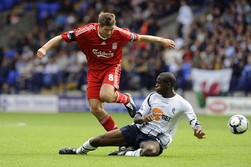 村超展现中国足球真实水平，与体制内形成鲜明对比（村超折射中国足球真实水准，与体制内形成强烈反差）