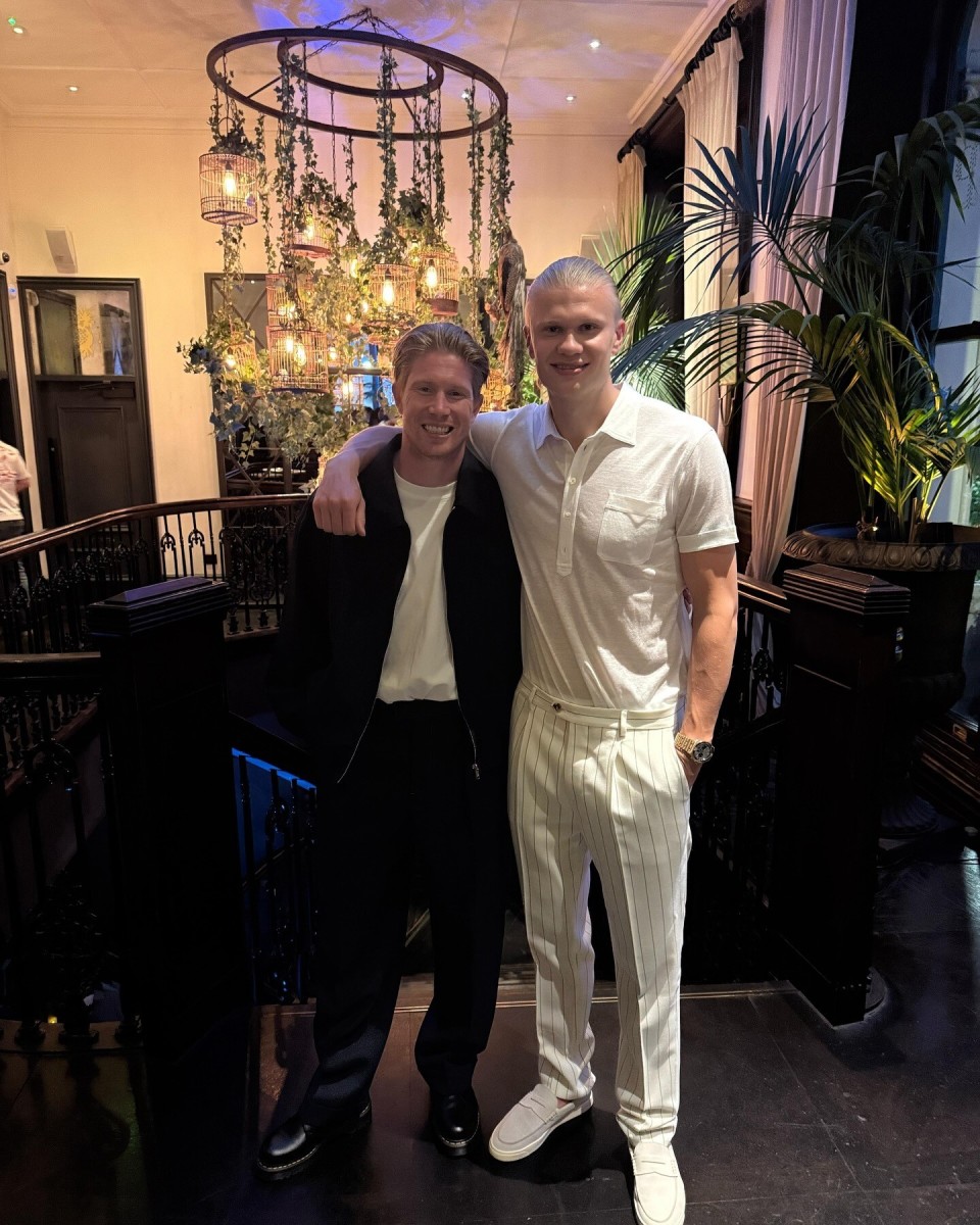 塞尔：贝蒂斯已敲定续约佩莱格里尼和伊斯科，未来几天将官宣（塞尔报道：贝蒂斯已与佩莱格里尼、伊斯科完成续约，官宣预计近日发布）